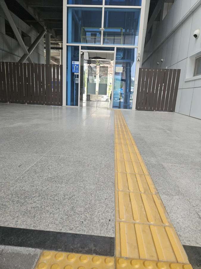 안성 산업단지 경계석 미끄럼방지 - 사진3